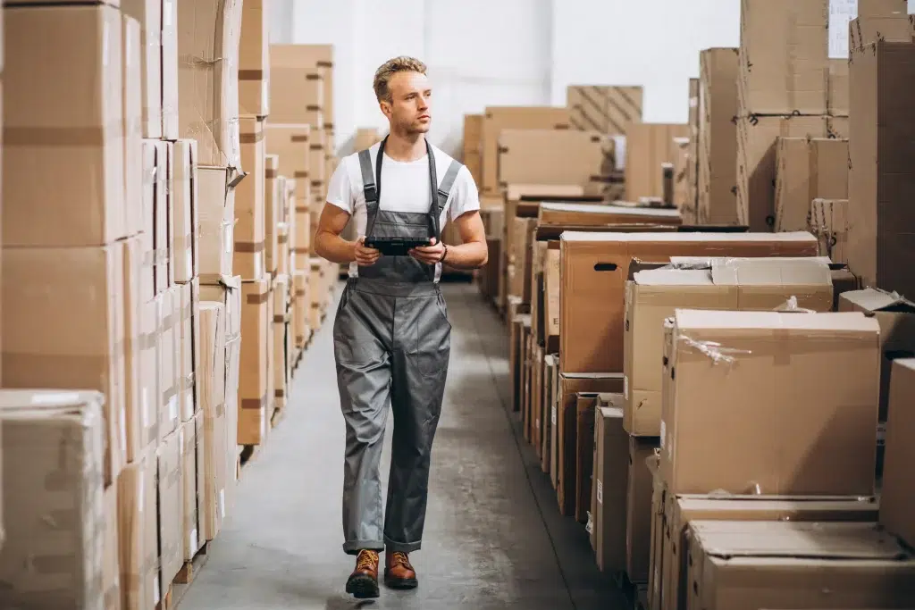 in and out employee checking that everything is correct in the list